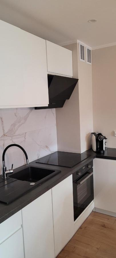 Sloneczny Apartament Z Ogrodkiem Гданск Екстериор снимка