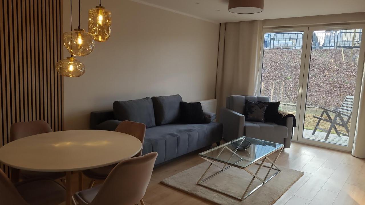 Sloneczny Apartament Z Ogrodkiem Гданск Екстериор снимка